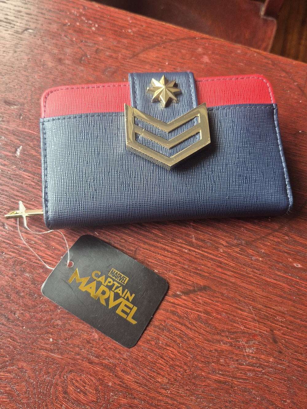NWT Licensed Marvel Captain Marvel Navy and Red WALLET